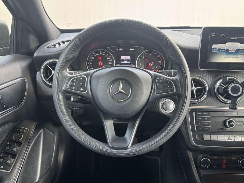 Mercedes-Benz Classe A A 160 d Sport AUTOMATICA NEOPATENTATI CRONOLOGIA TAGLIANDI