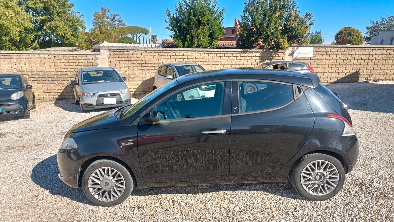 Lancia Ypsilon benzina-gpl