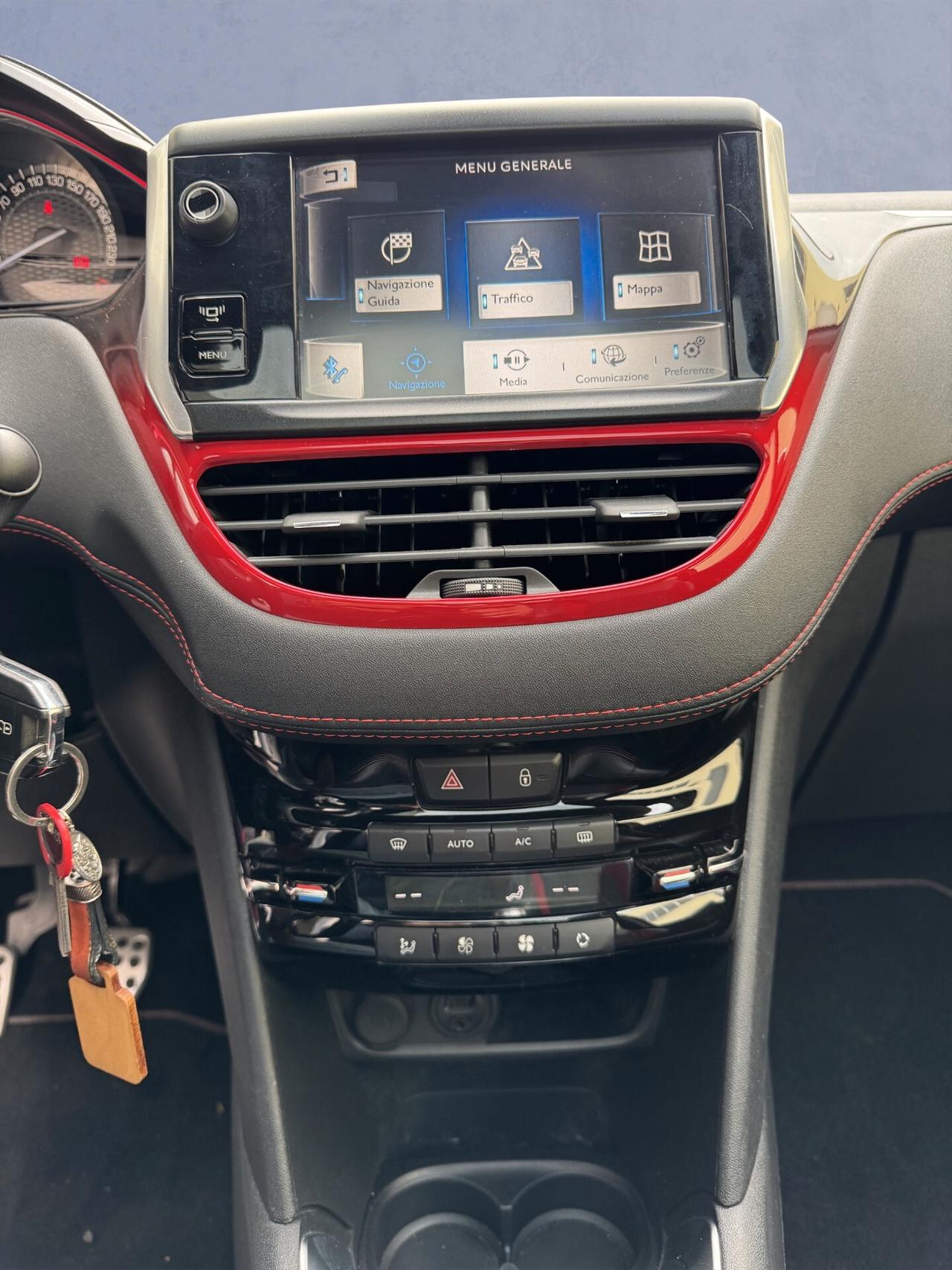 Peugeot 208 1.6 THP 200 CV 3 porte GTi