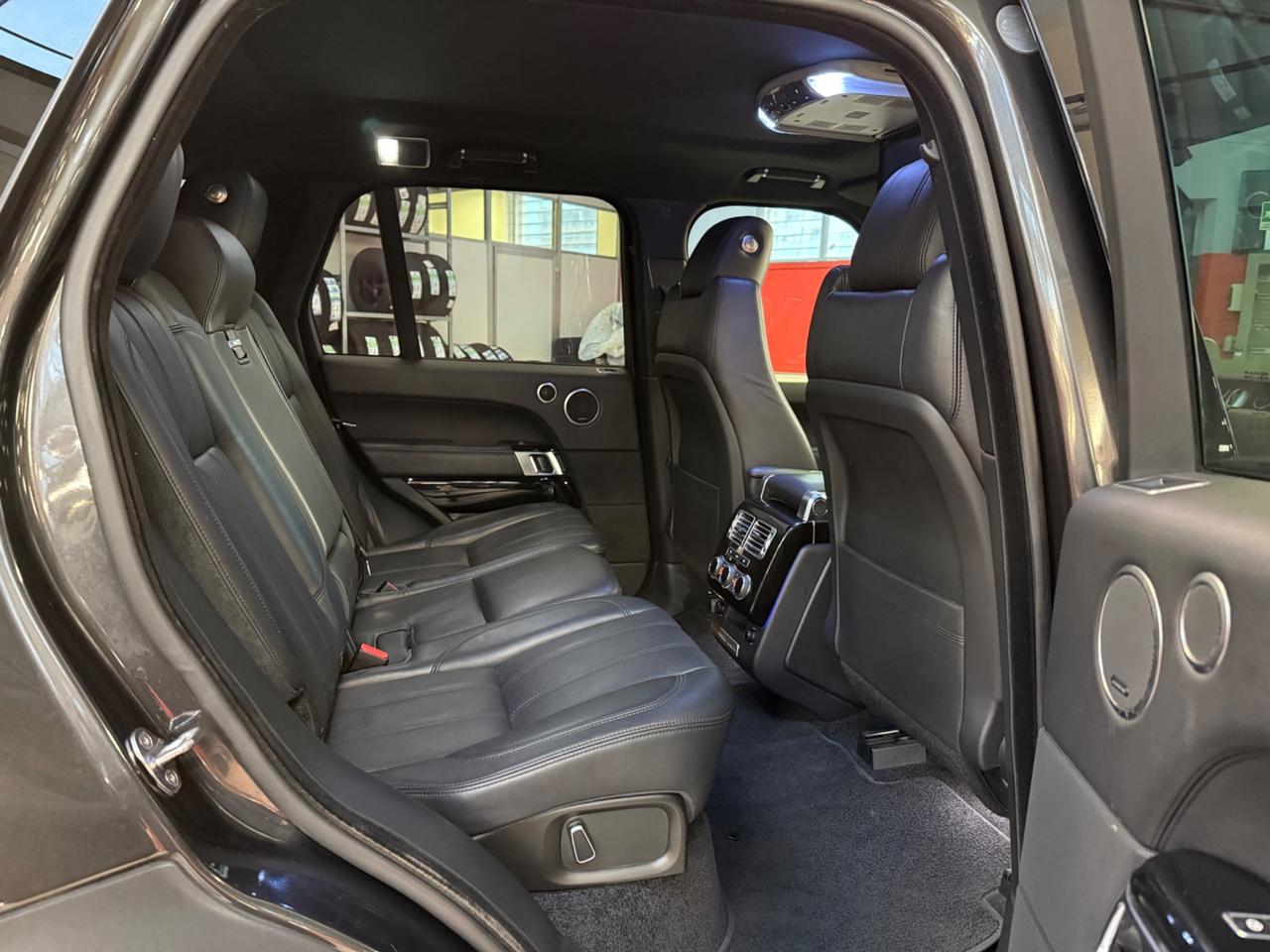 Land Rover Range 3.0 TDV6 Vogue LWB