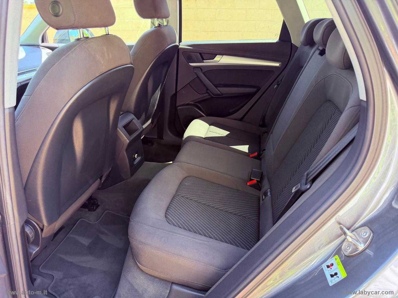 AUDI Q5 2.0 TDI quattro S tronic Business