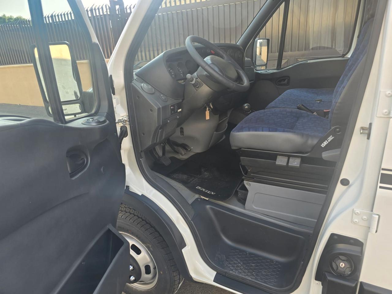 Iveco Daily 35C14 DOPPIA CABINA