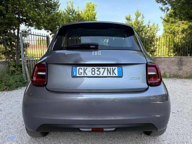 FIAT 500e 3+1 42 kWh Icon