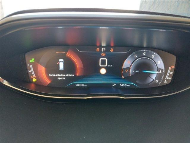PEUGEOT 5008 PureTech Turbo 130 S&S Allure