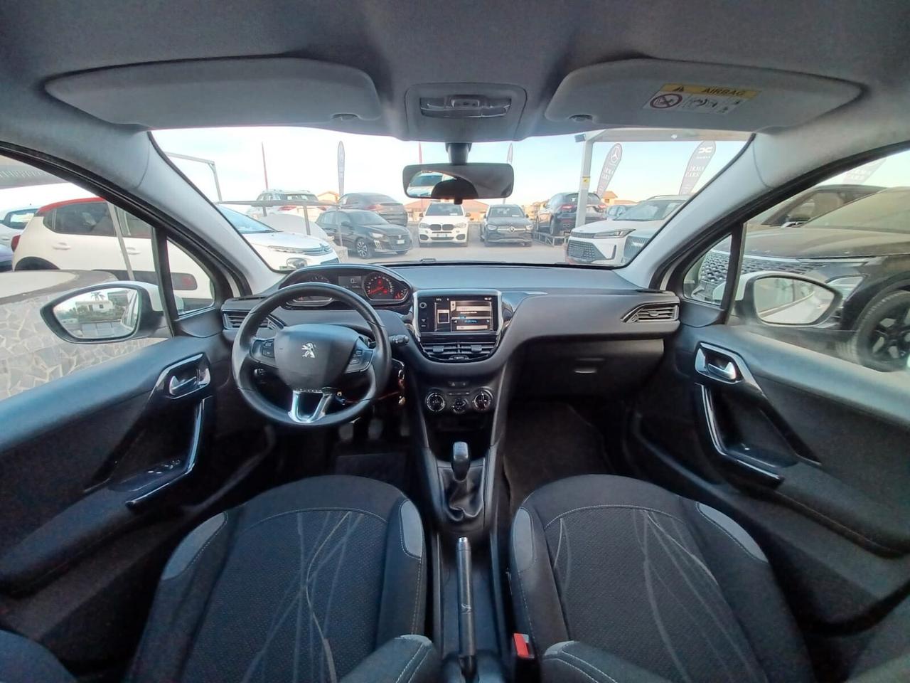 Peugeot 208 PureTech 82 5 porte Allure