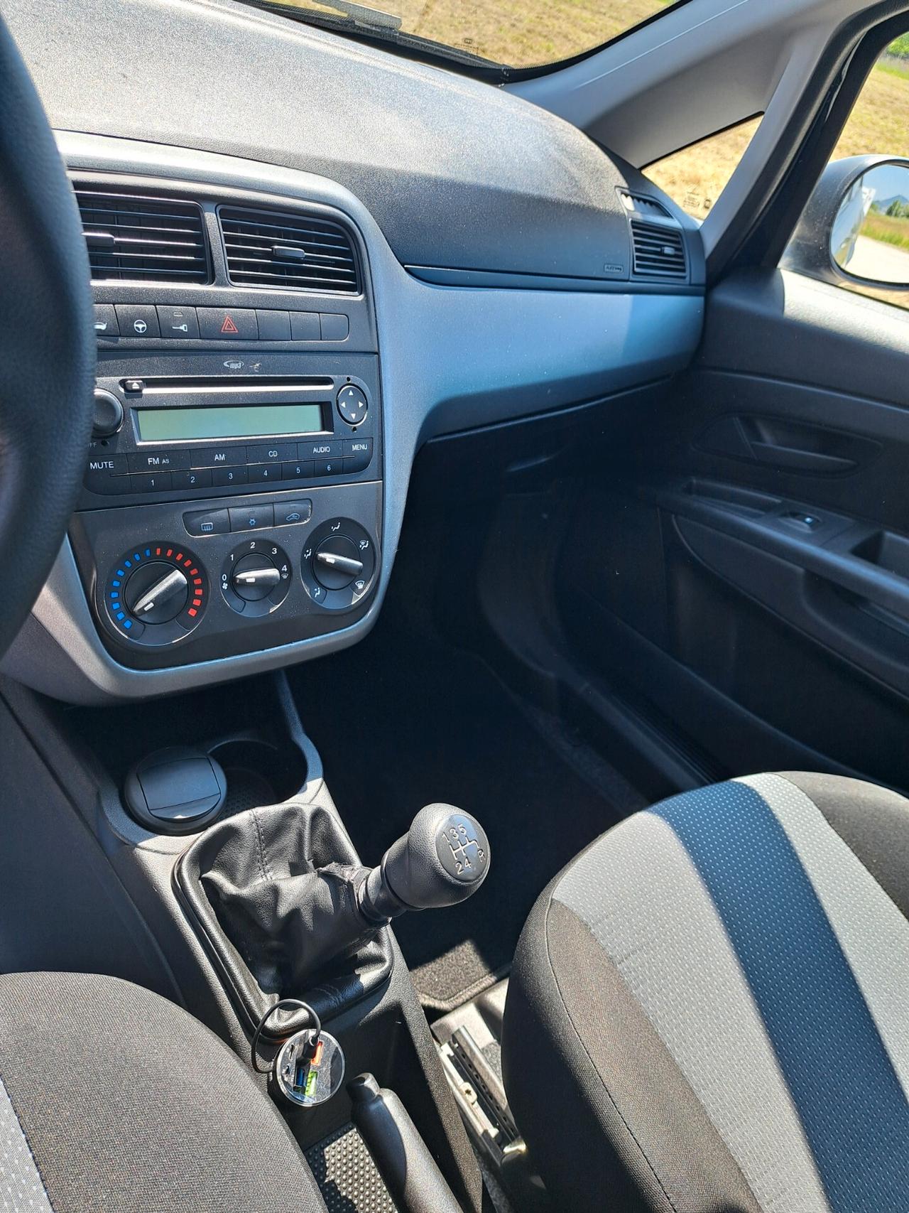Fiat Grande Punto 1.2 5 porte NEOPATENTATI
