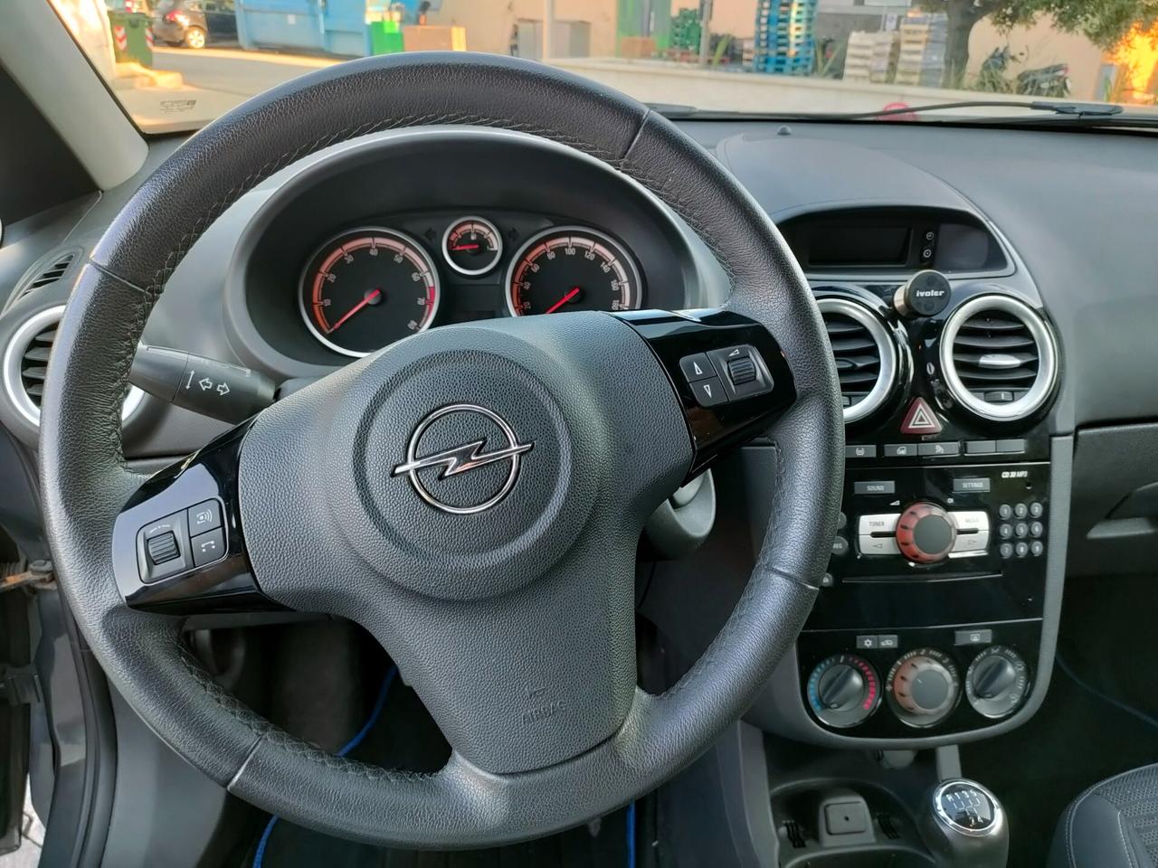 Opel Corsa 1.2 5 porte Sport OK NEOPATENTATI