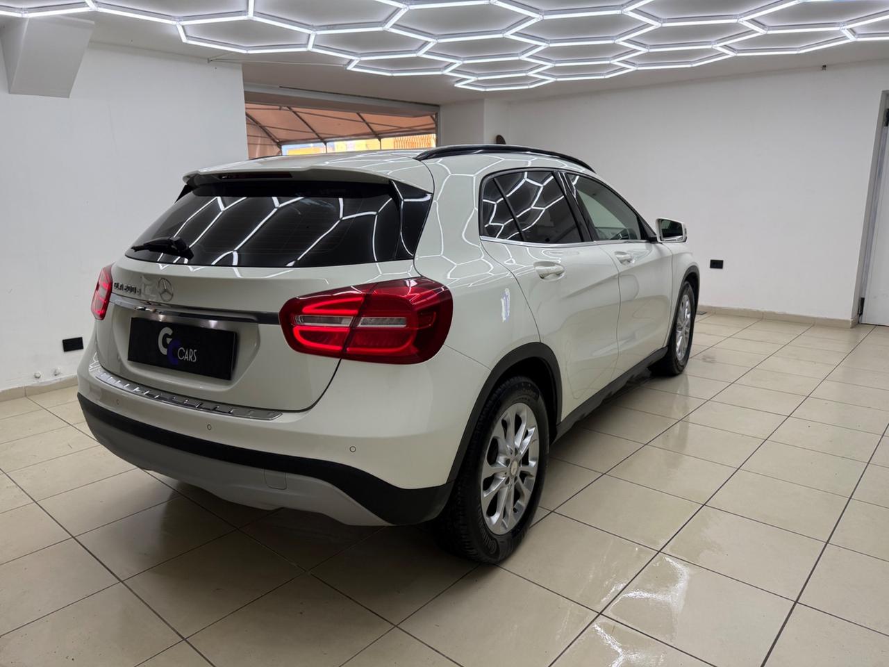 Mercedes-benz GLA 200 180 d Sport ITA UFF COME NUOVA