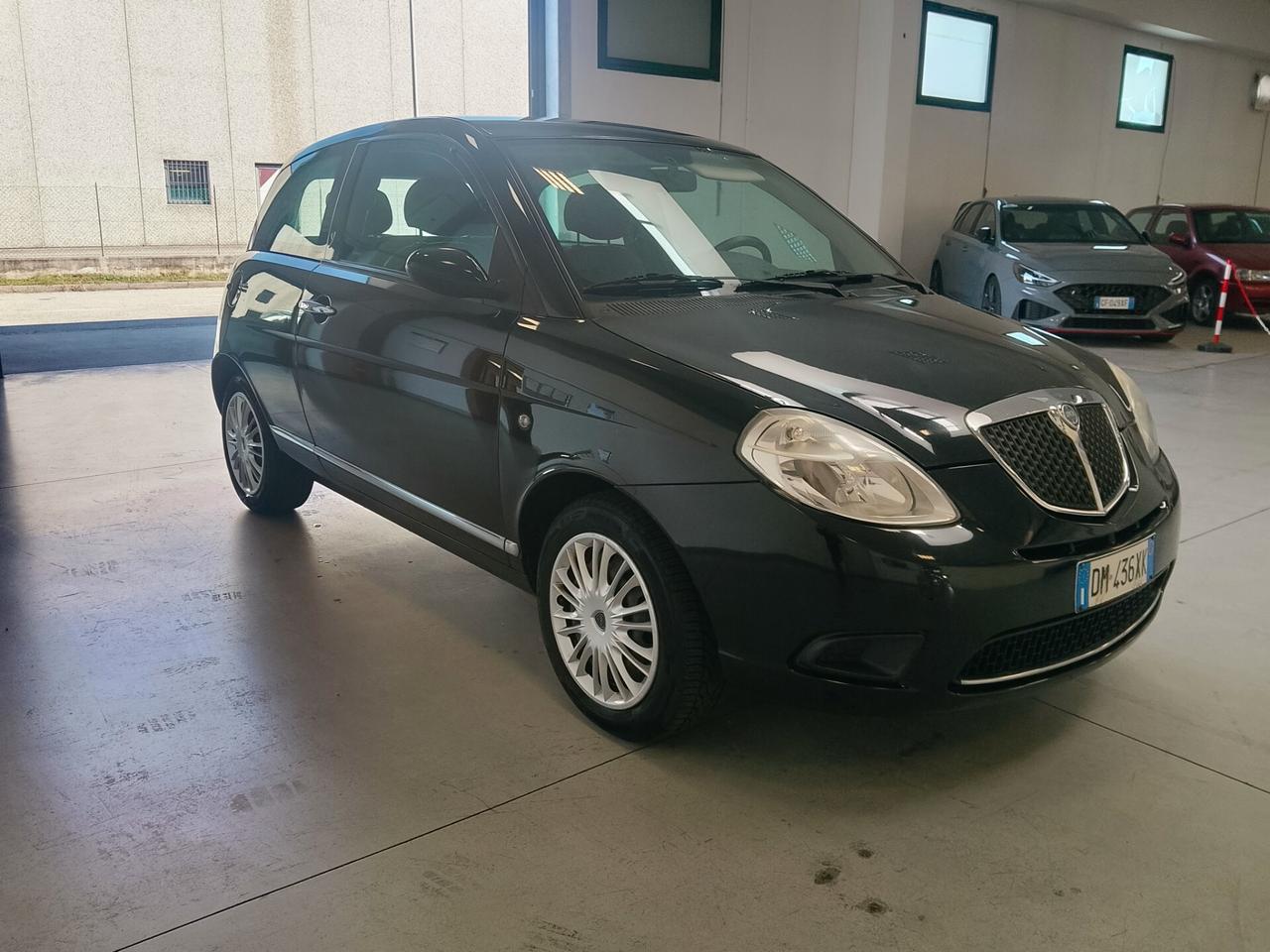 Lancia Ypsilon 1.2 benzina - FRIZIONE NUOVA