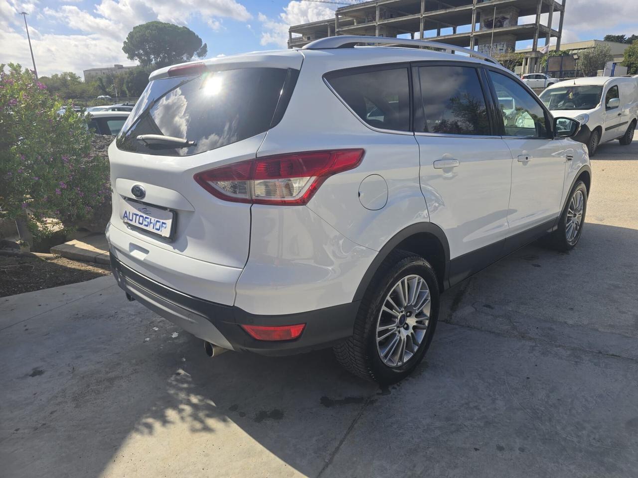 Ford Kuga 2.0 TDCi 140 CV 2WD Titanium DPF
