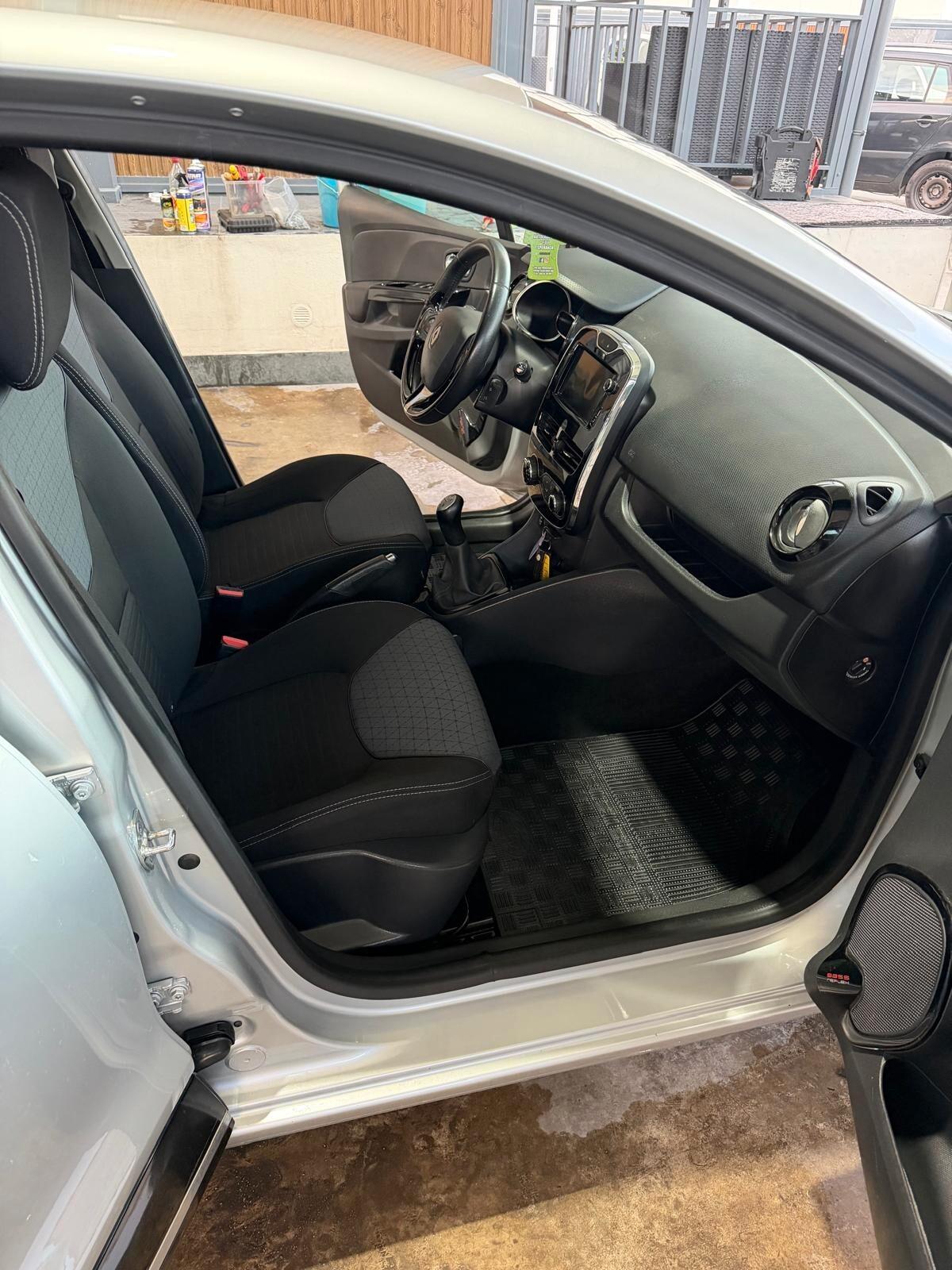 Renault Clio 0.9 TCe 12V 90CV Start&Stop 5 porte Energy