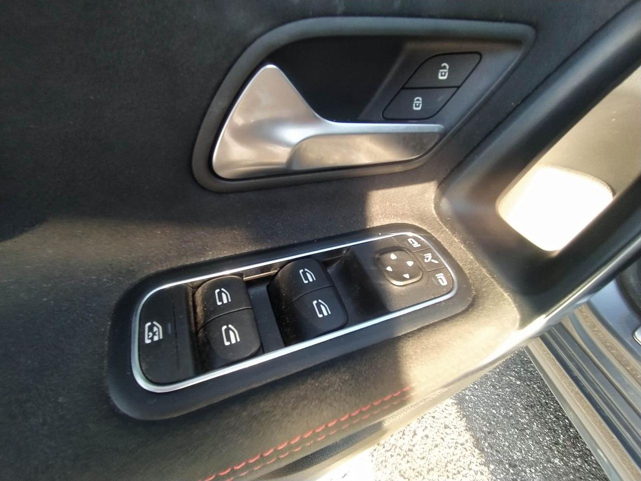 Mercedes-Benz A 250 PREMIUM #50030