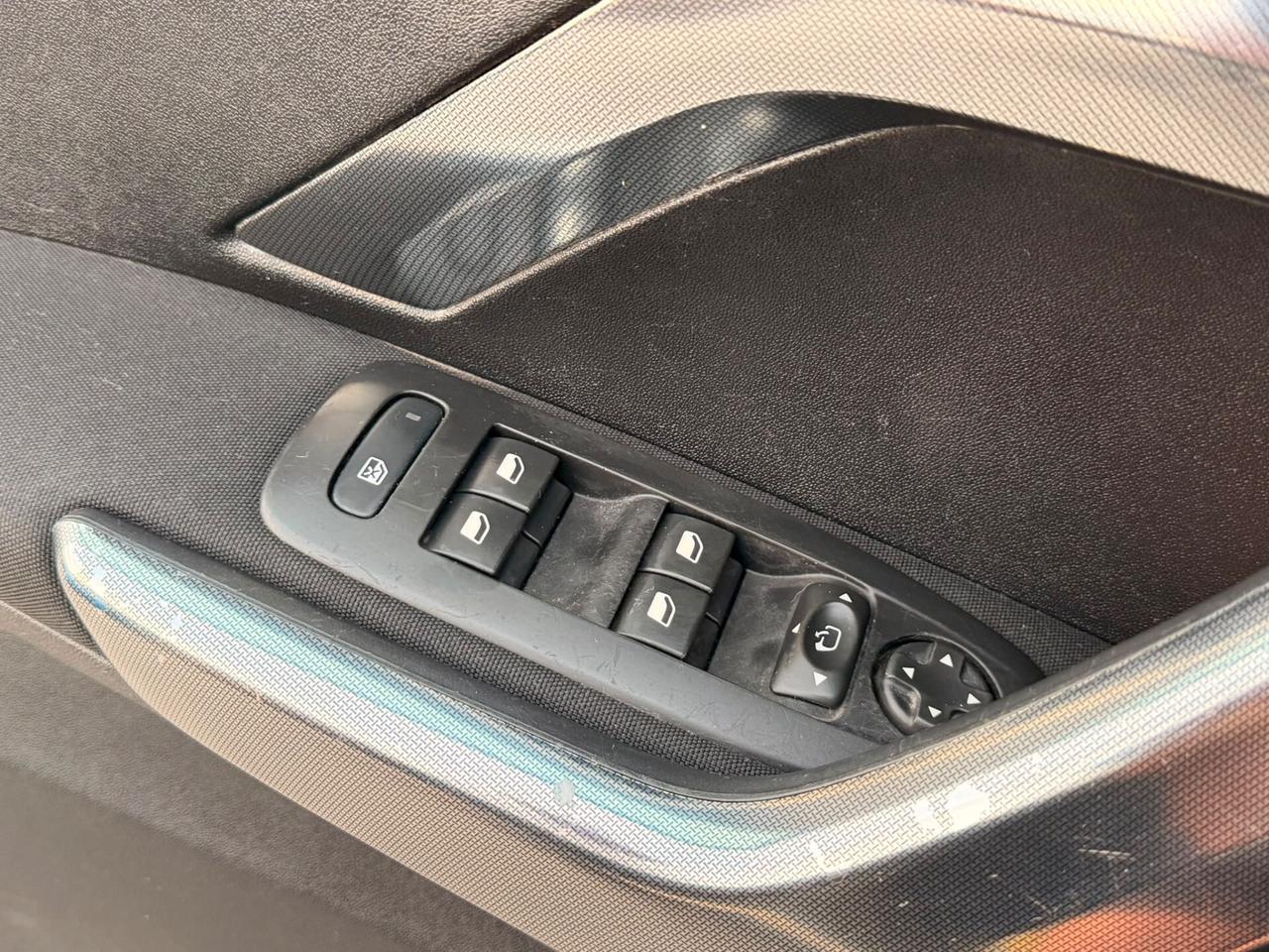 Peugeot 2008 1.6 BlueHDi 100CV Allure NAVI