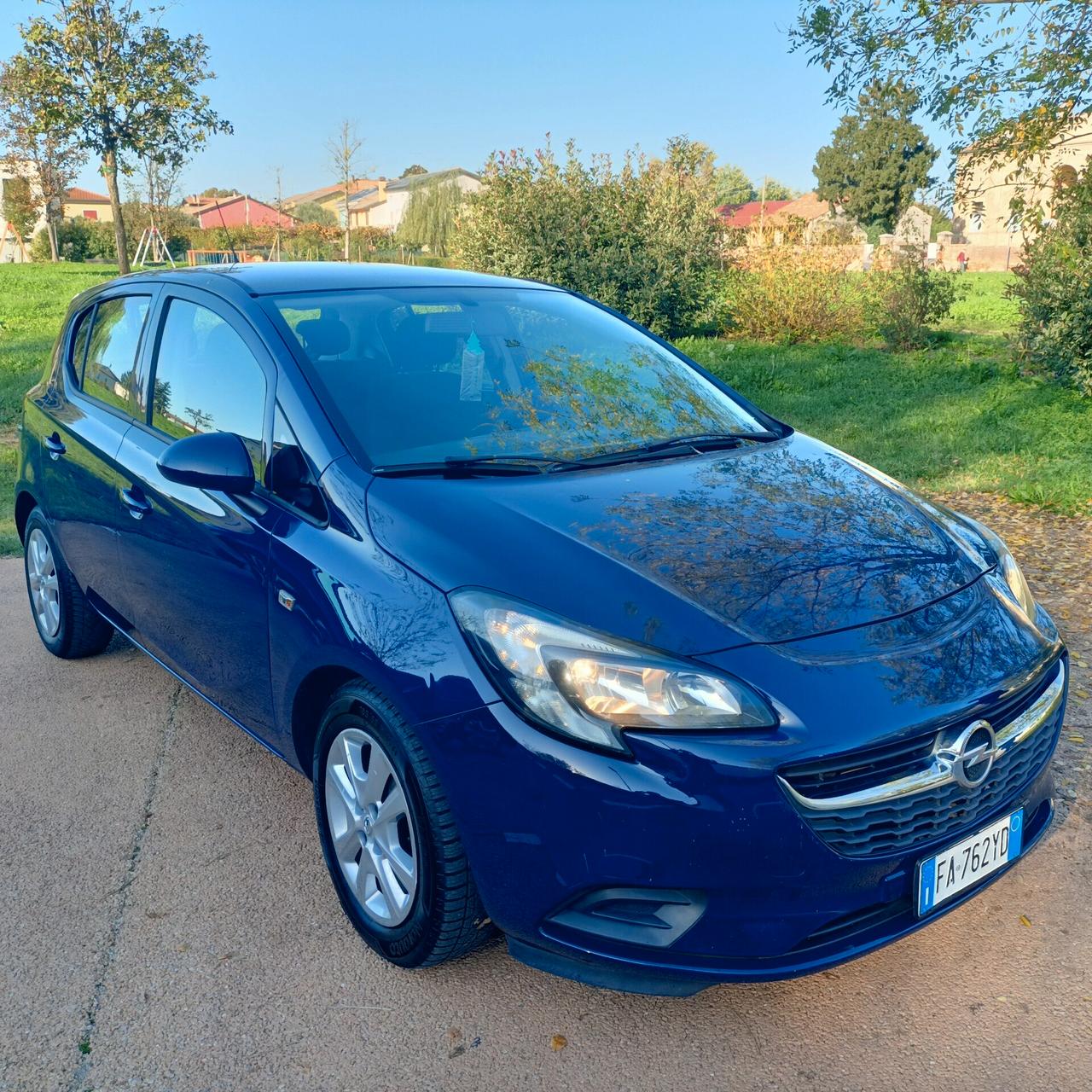 Opel Corsa 1.4 90CV GPL NEOPATENTATI 2015