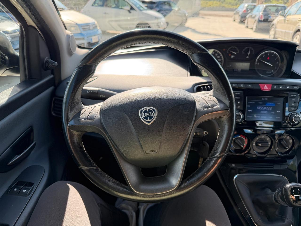 LANCIA YPSILON 2016 1.2 BENZINA/GPL 69 CV