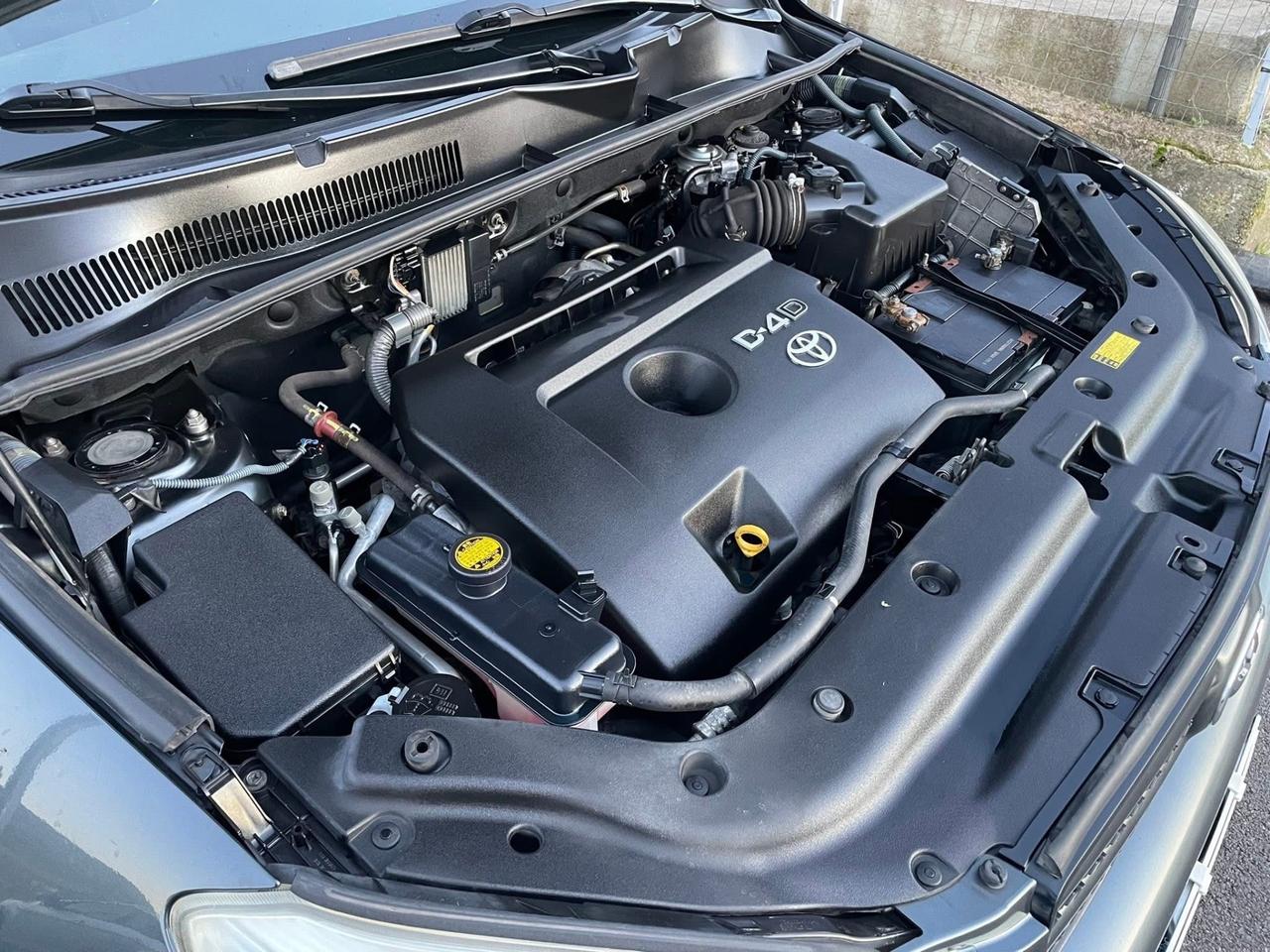 Toyota RAV 4 RAV4 2.2 D-4D 136 CV Sol