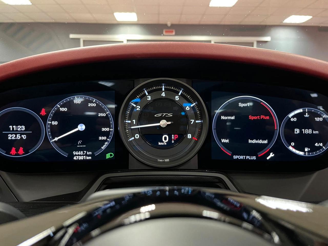 Porsche 911 Carrera 4 GTS Cabriolet