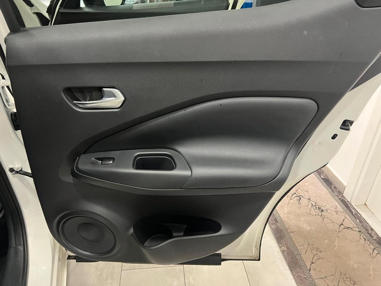 Nissan Juke 1.0 DIG-T 114 CV N-Connecta