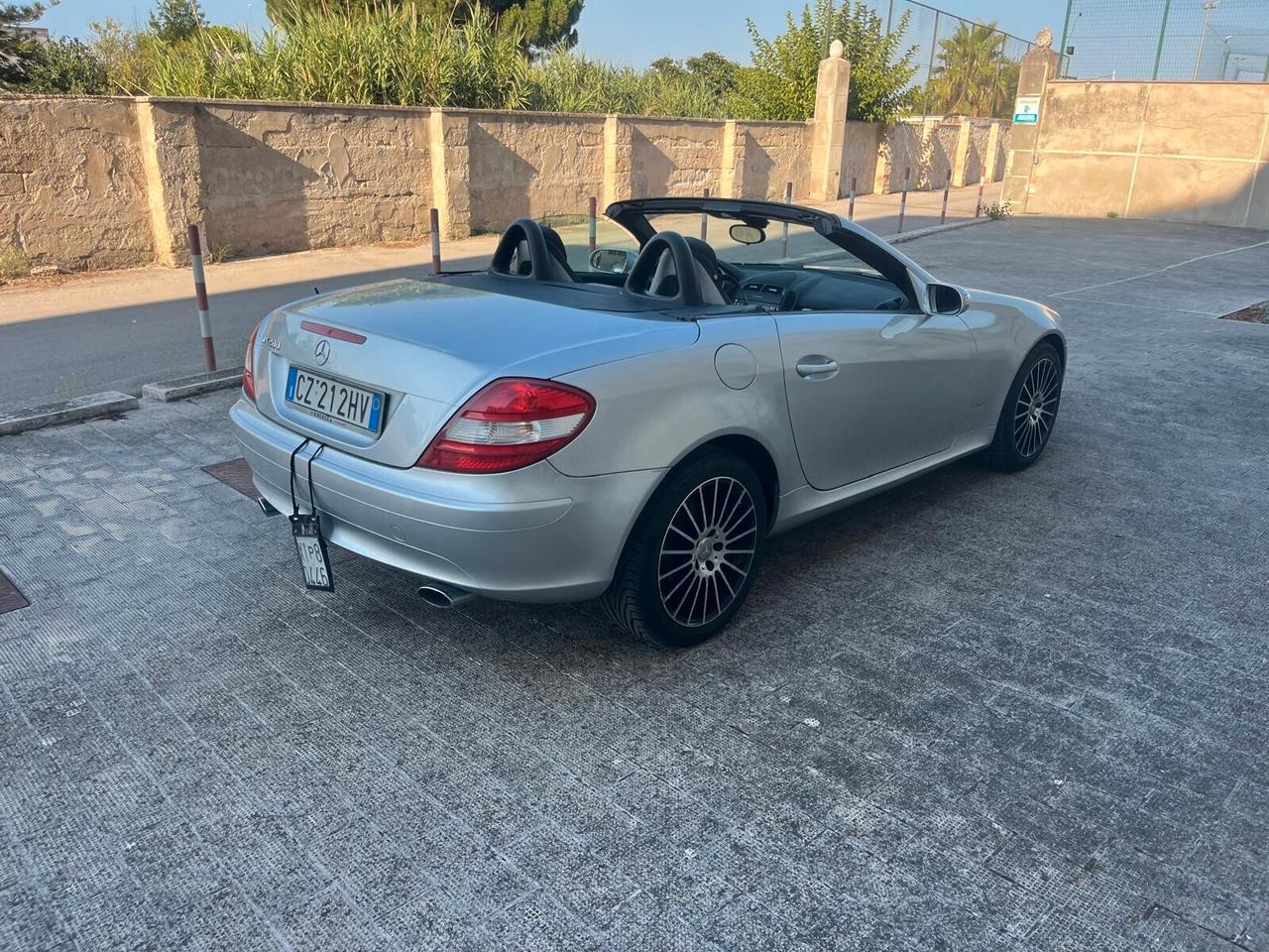 Mercedes-benz SLK 200 Kompressor Da Vetrina