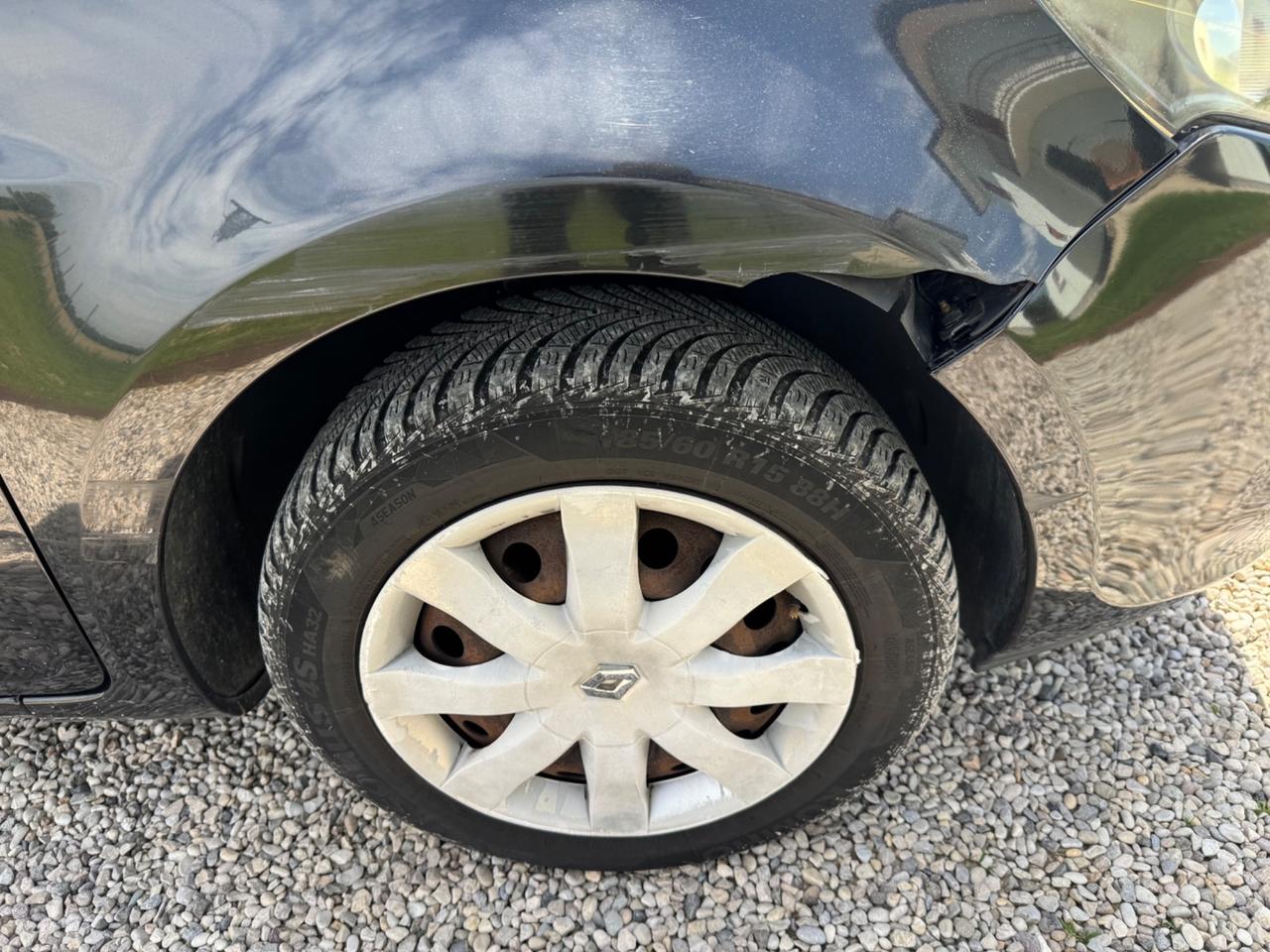 Renault Clio 1.2 16V 5 porte GPL