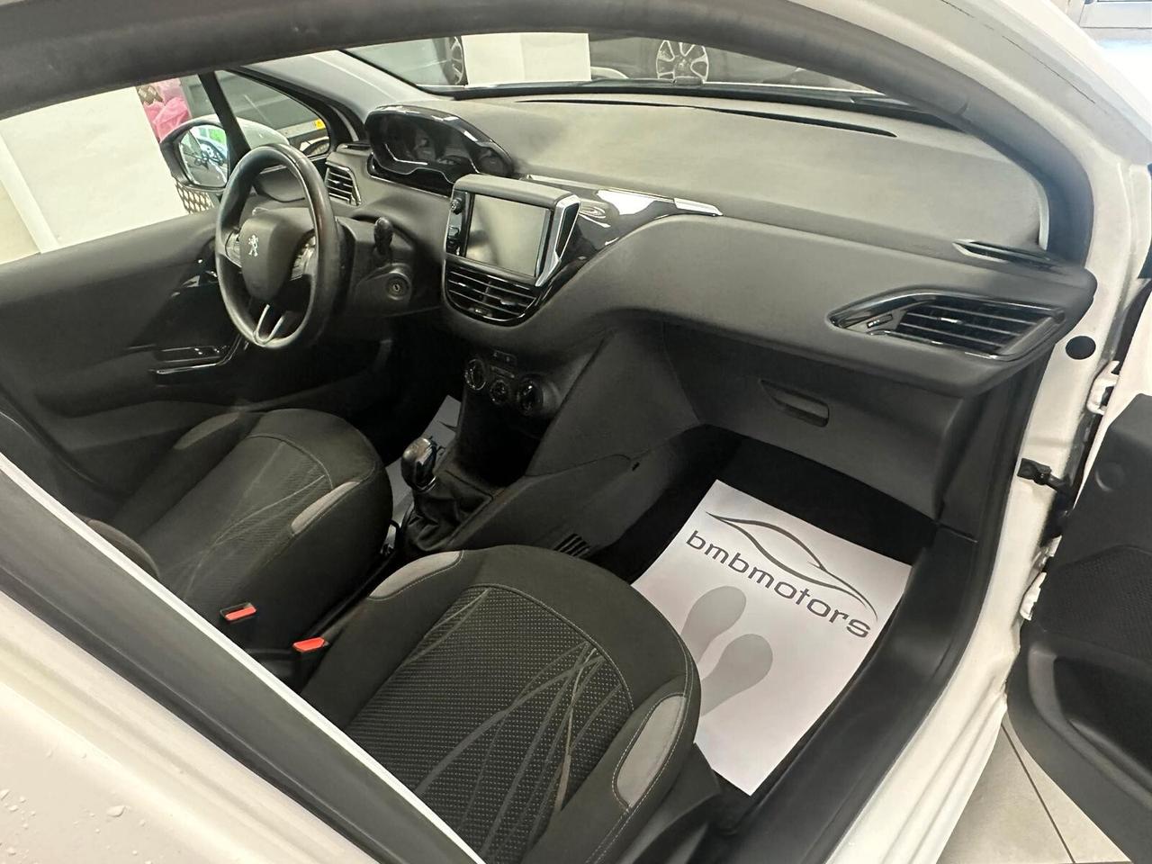 Peugeot 208 1.2 VTi 82 CV 5 porte Allure