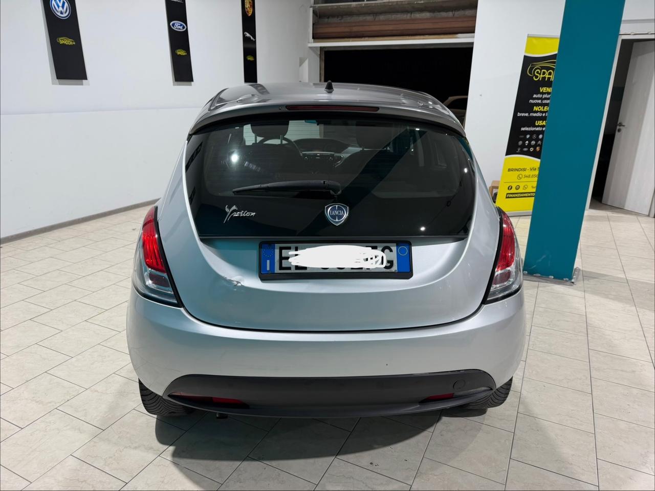 Lancia Ypsilon 0.9 TwinAir 85 CV 5