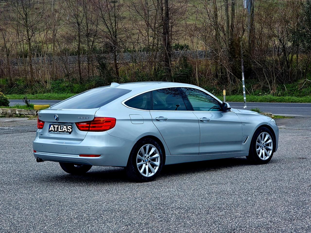 Bmw 3er Gran Turismo 320d xDrive Gran Turismo Luxury 2015-E6