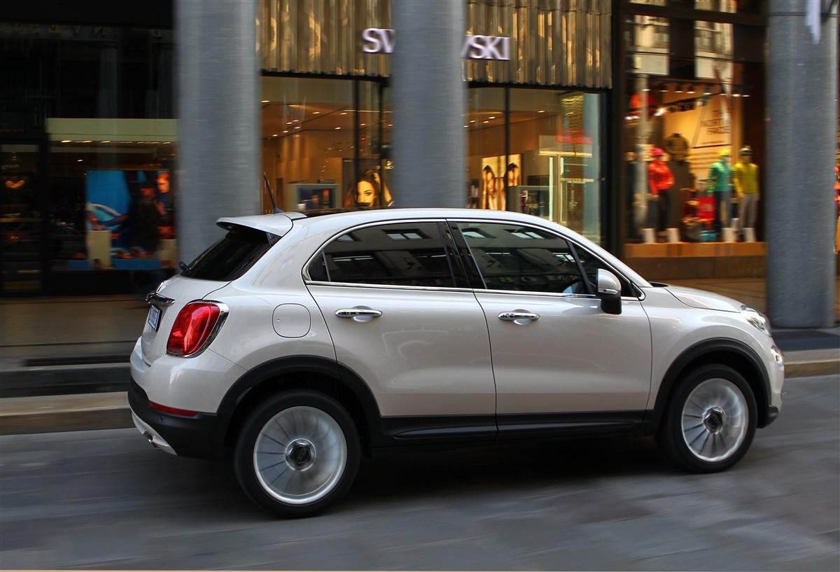 FIAT 500 X 2015 - 500X 1.3 mjt Lounge 4x2 95cv