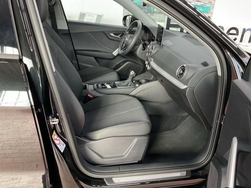 Audi Q2 1.5 35 TFSI BUSINESS ADVANCED S TRONIC LED PDC