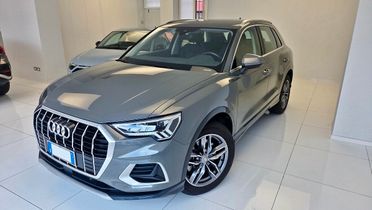 Audi Q3 40 TFSI Quattro S-Tronic Business Advanced