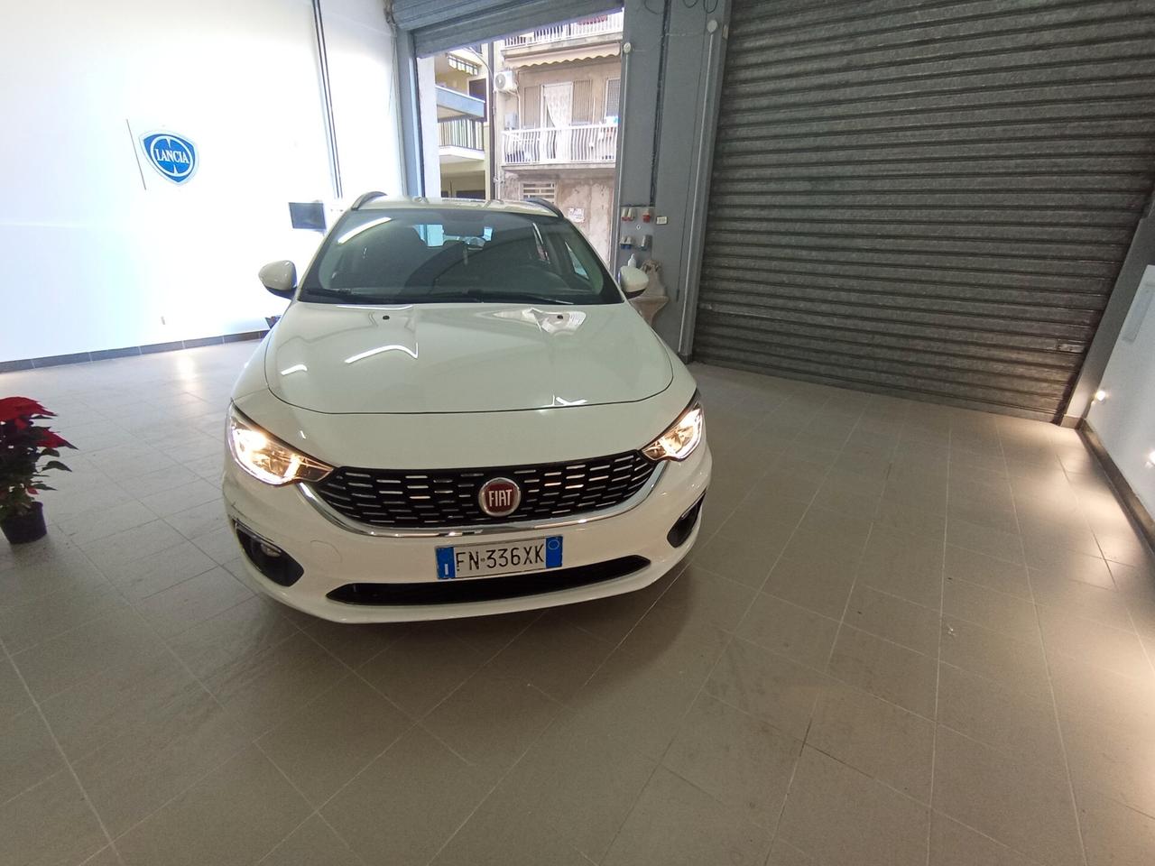 Fiat Tipo 1.3 Mjt S&S SW Lounge