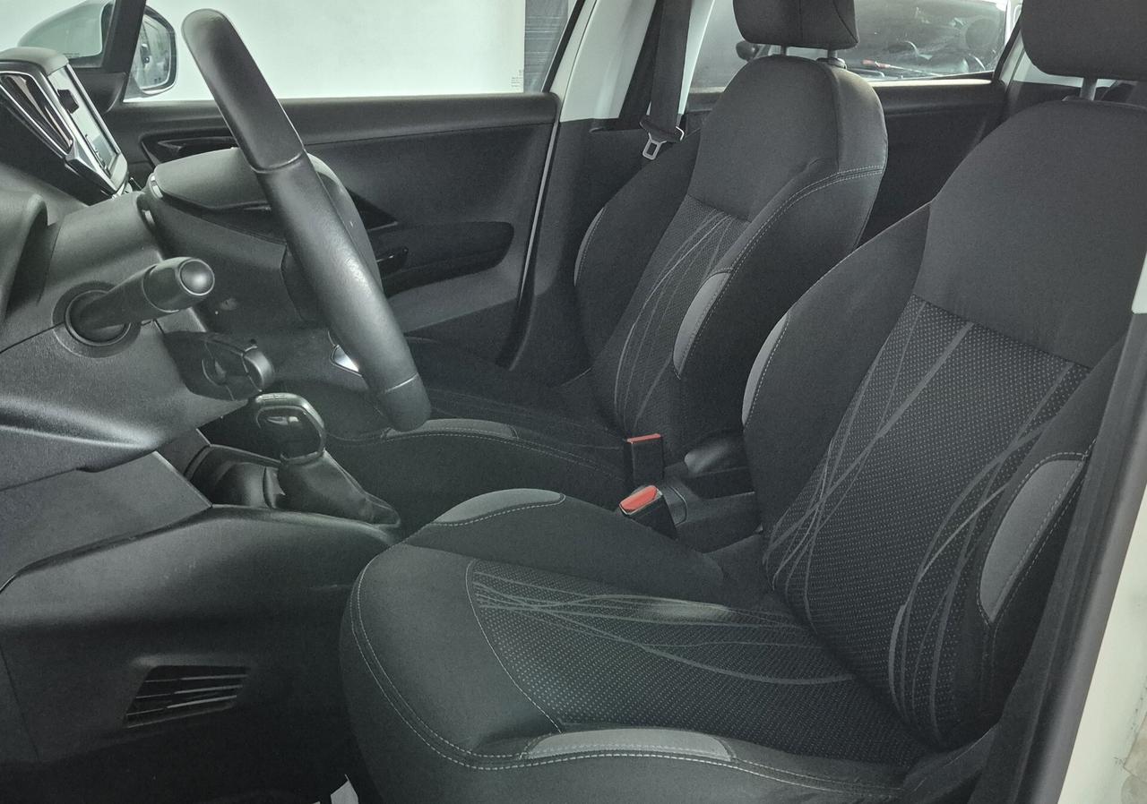 Peugeot 208 PureTech 82 5 porte Allure