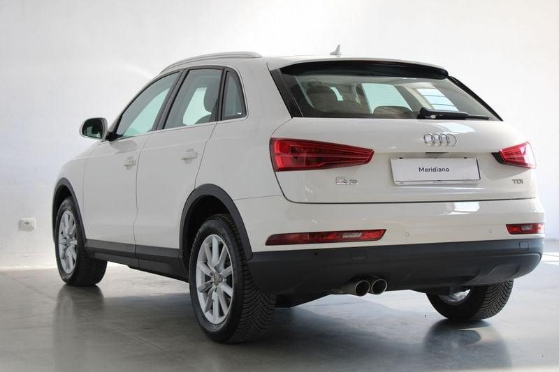 Audi Q3 2.0 TDI 120CV