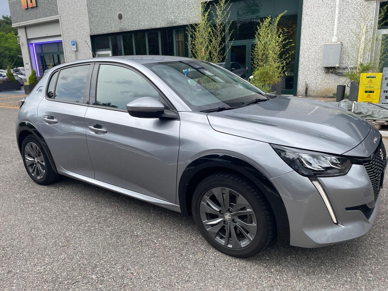 Peugeot 208 motore elettrico 5 porte GT Line*Neopatentati*