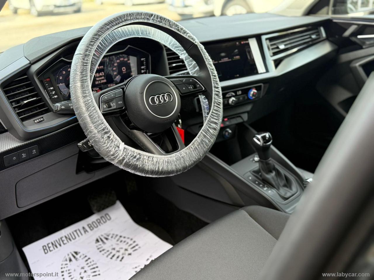 AUDI A1 SPB 30 TFSI S tronic Identity Black