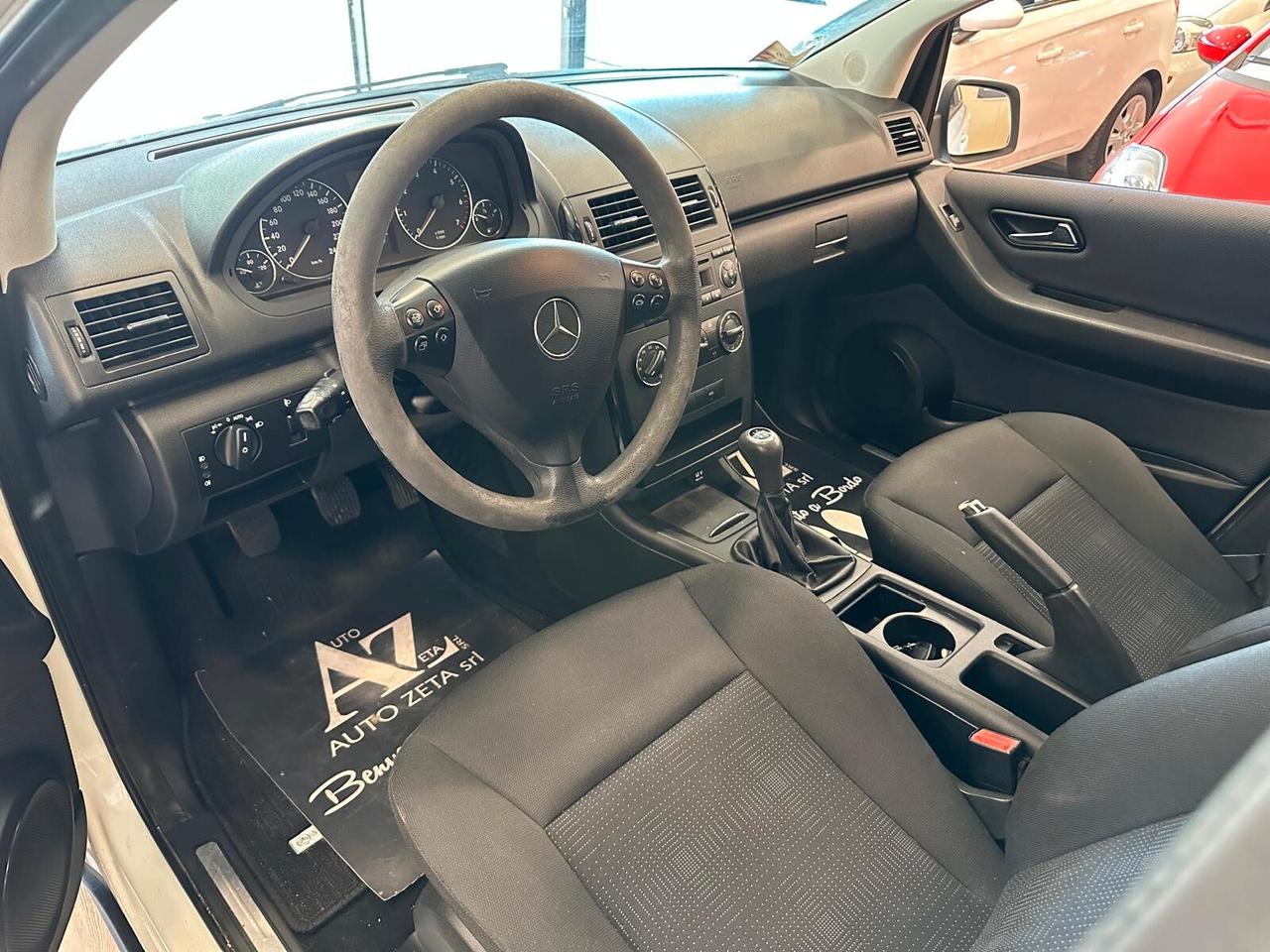 Mercedes-benz A 160 BlueEFFICIENCY Premium