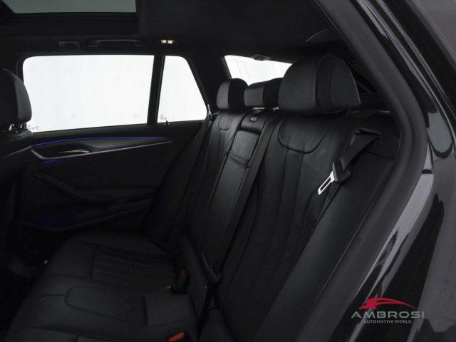 BMW 520 Serie 5 d 48V Msport auto S-Drive