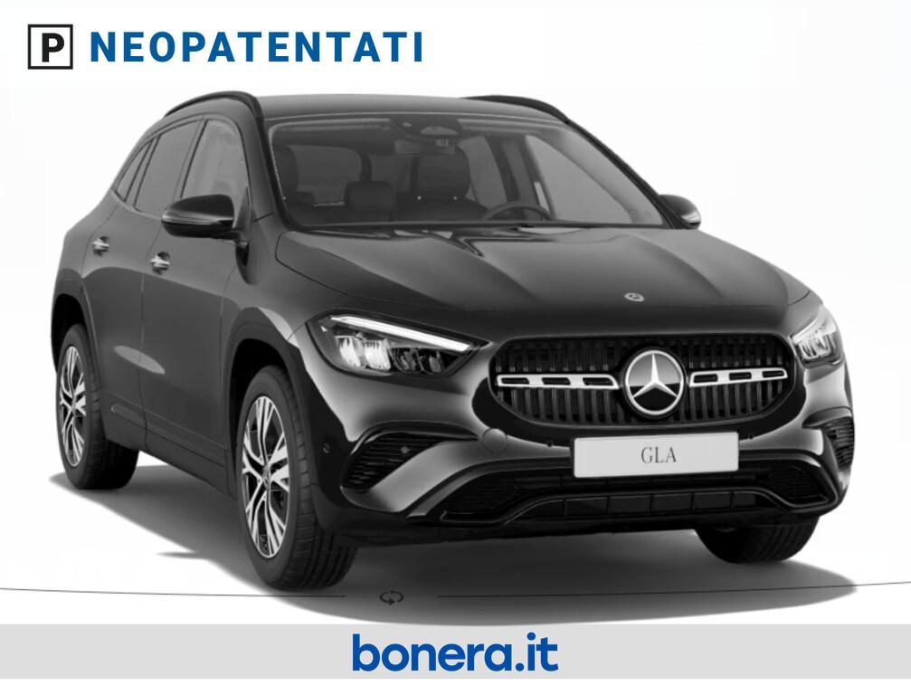 Mercedes GLA 180 180 Progressive Advanced Plus 7G-DCT