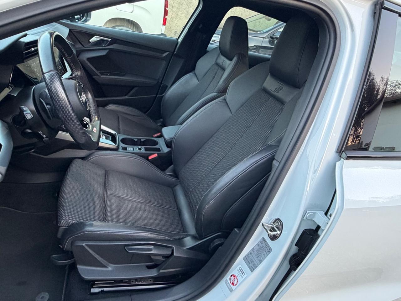 Audi A3 SPB 30 2.0TDI 116cv S tronic S line Tetto 2023