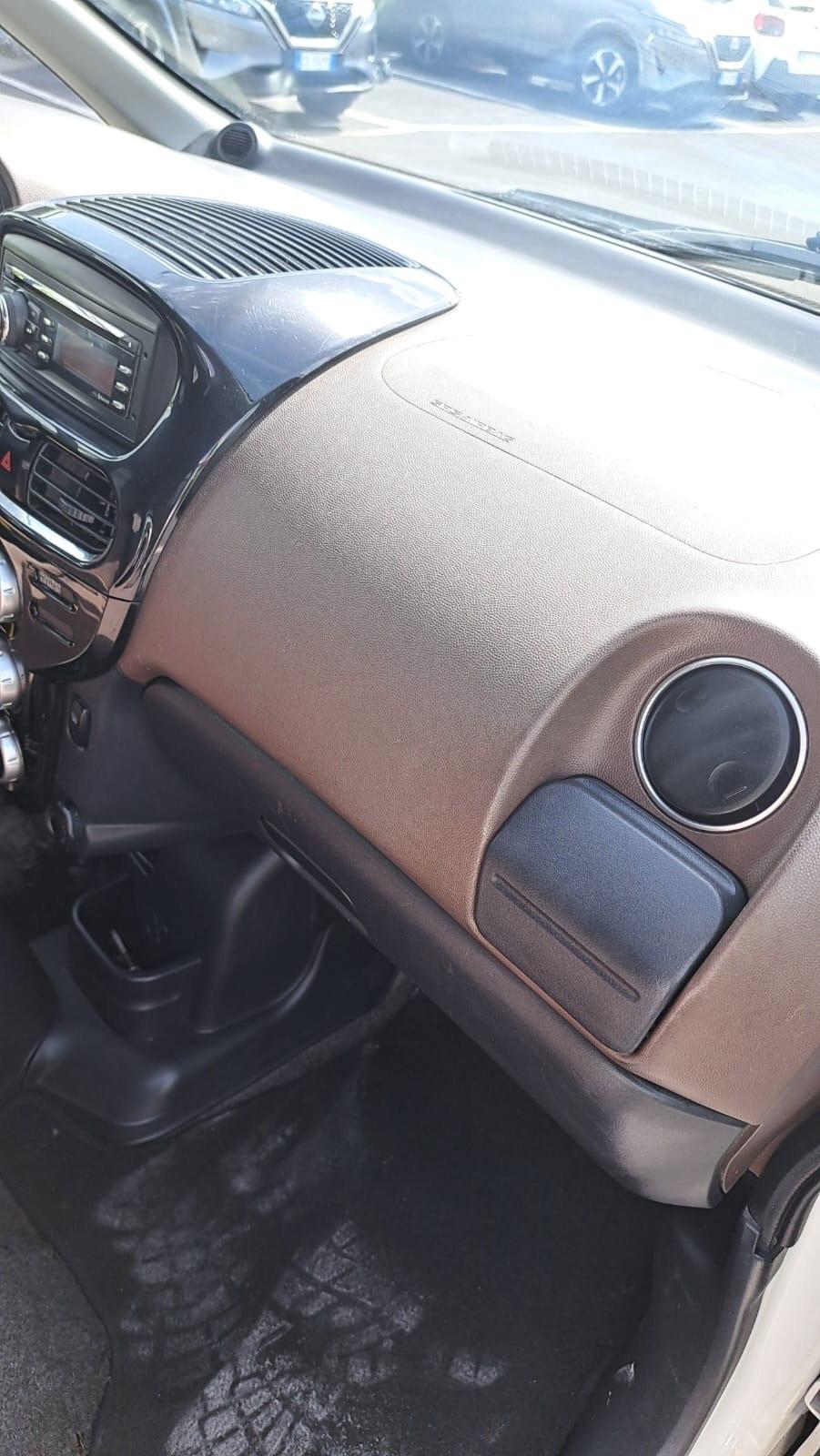 Citroen C-Zero Full Electric airdream Attraction