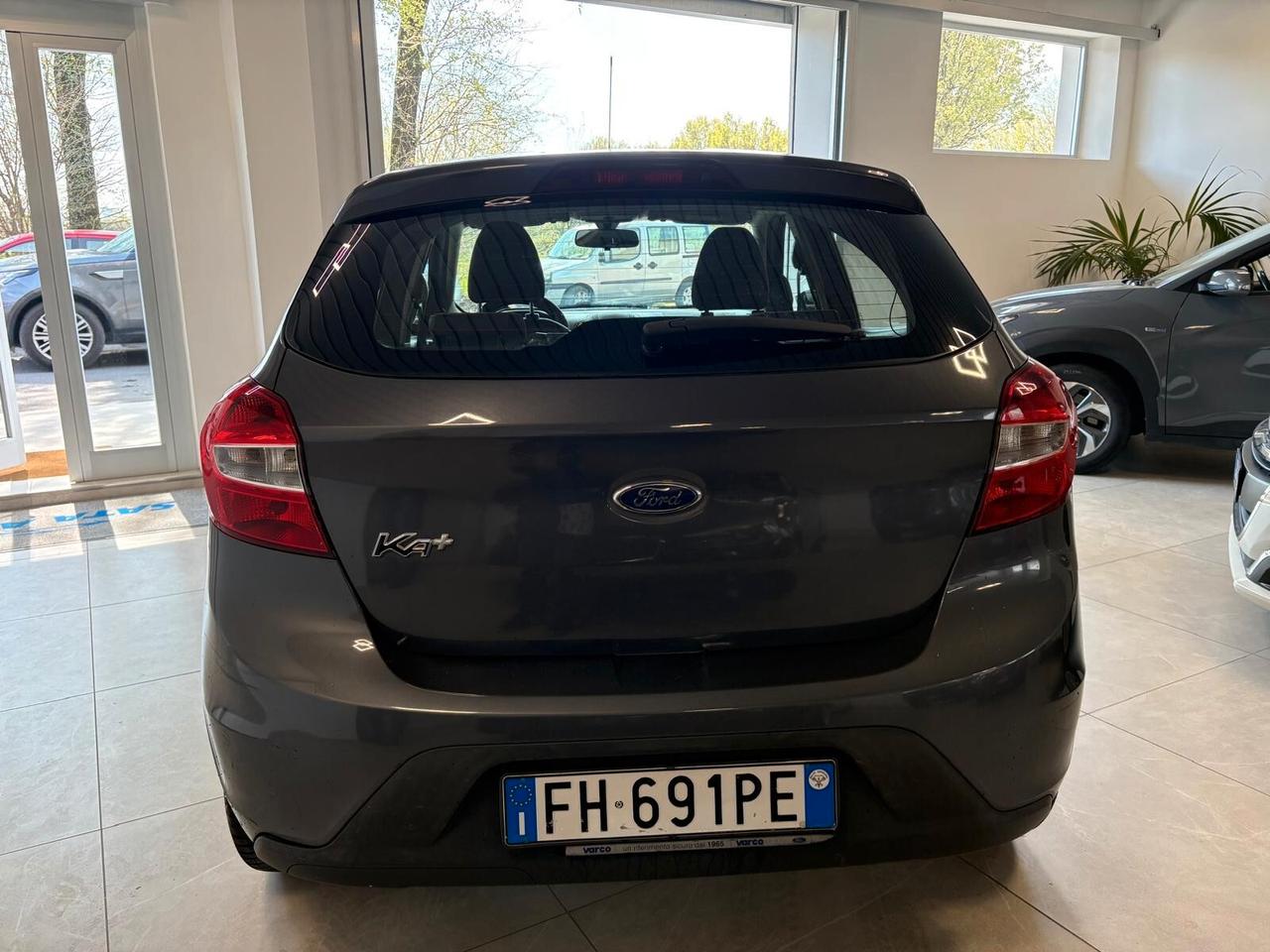 Ford Ka 1.2 Ti-VCT 85CV Black & White -