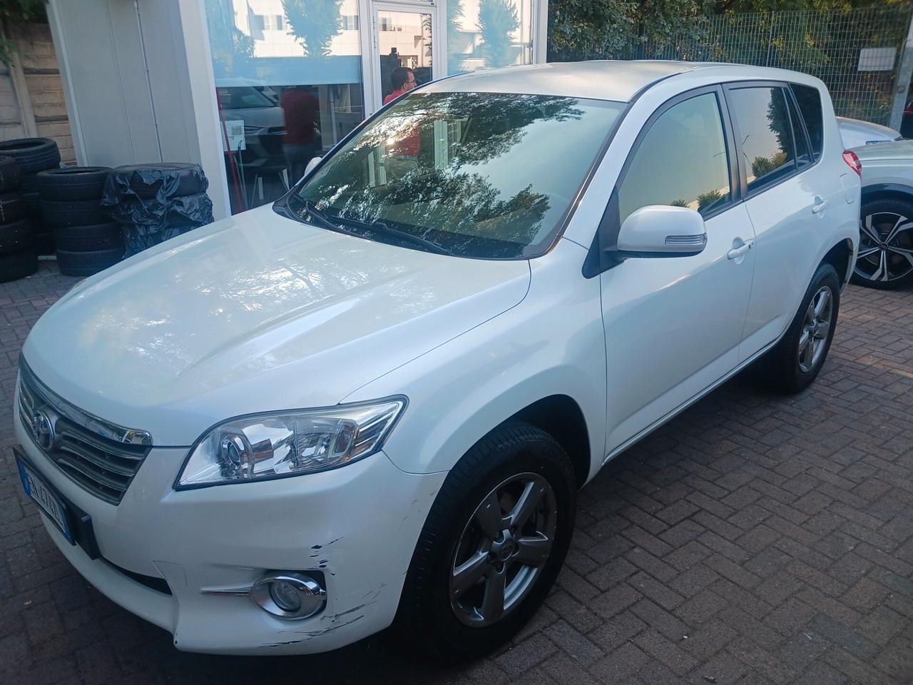 Toyota RAV 4 RAV4 Crossport 2.2 D-4D 150 CV Lounge