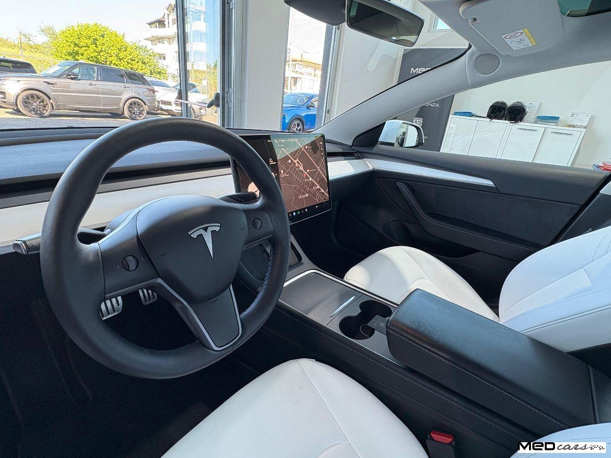 TESLA - Model 3 - Long Range Performance AWD