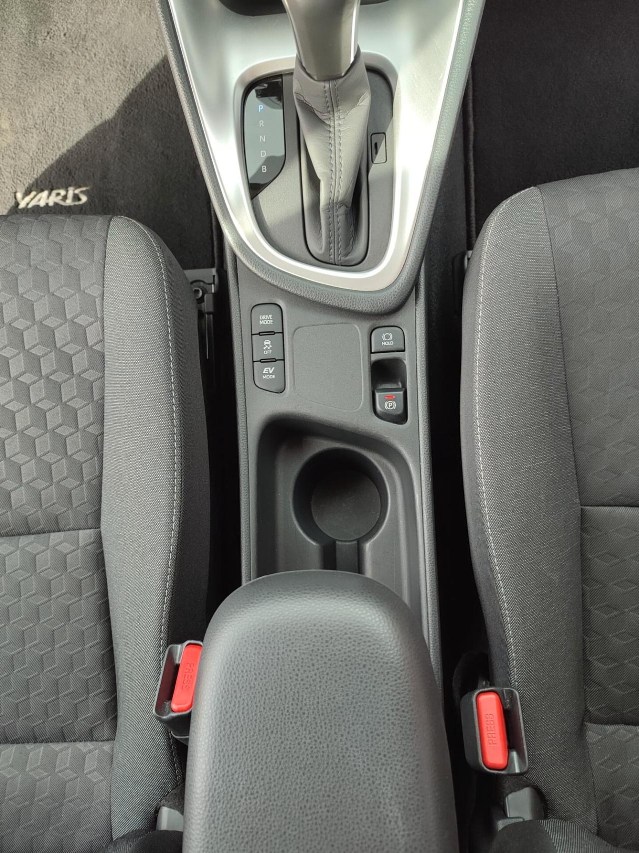 Toyota yaris 1.5 hybrid 116 cv active