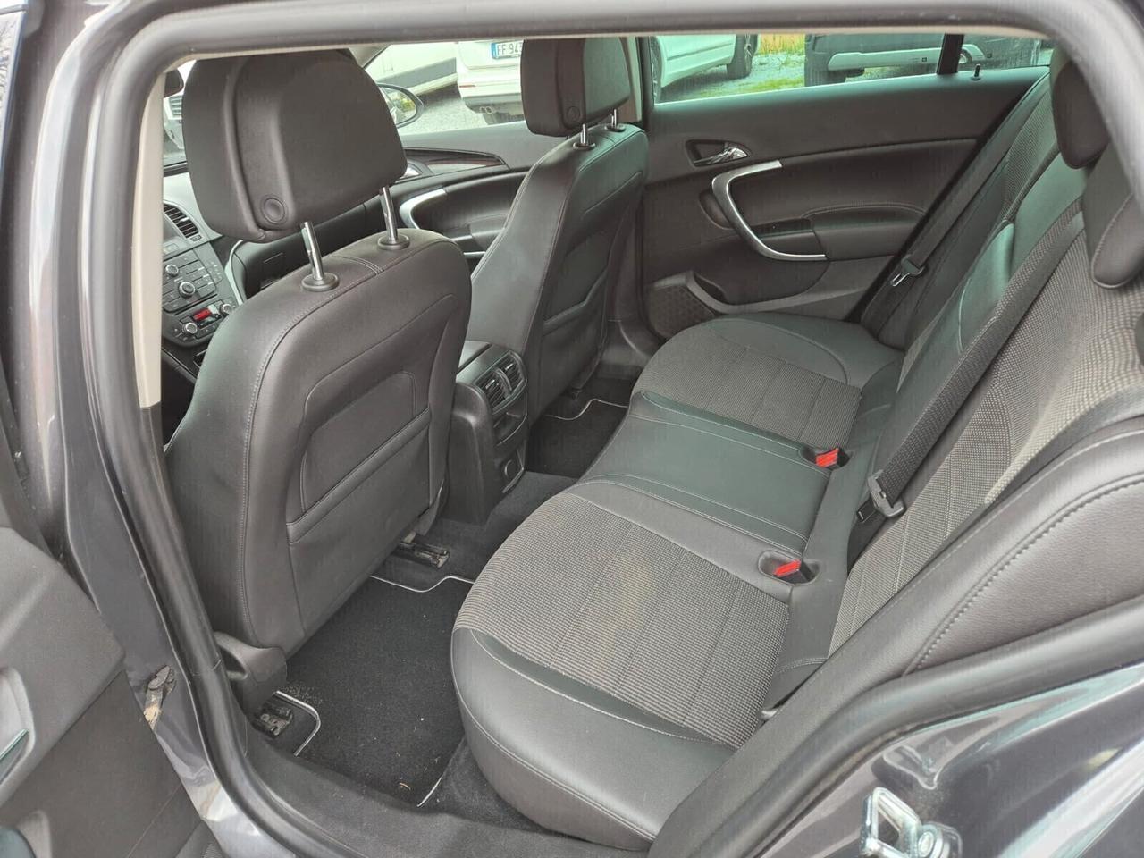 Opel Insignia 2.0 CDTI Sports Tourer Cosmo DA VETRINA