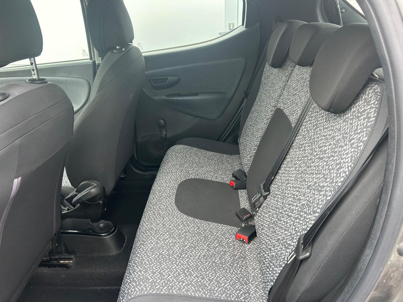 Lancia Ypsilon 1.2 69 CV 5 porte S&S Elefantino Blu