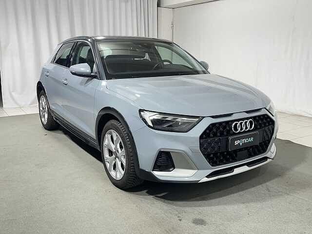 Audi A1 citycarver 30 TFSI Admired