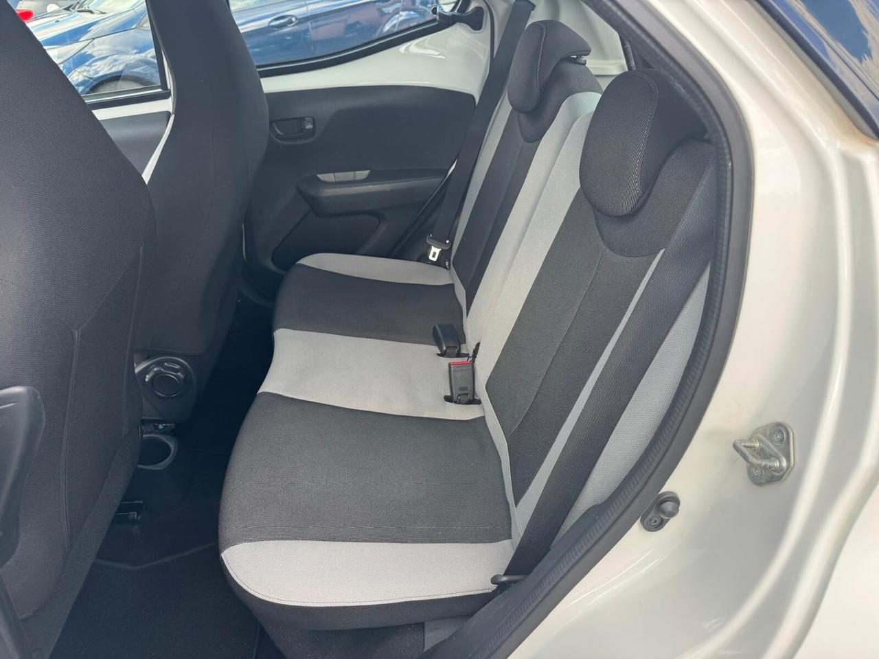 Toyota Aygo 1.0 VVT-I 69CV 5P NEOPATENT 2015