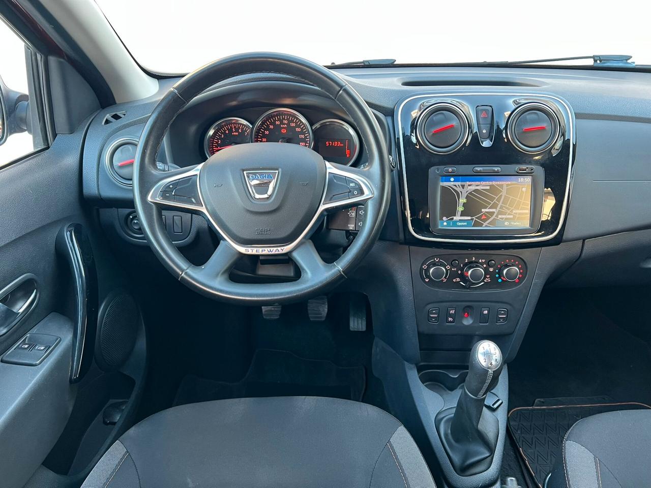 DACIA SANDERO STEPWAY 1.5 DCI 95CV 2020!!! TECHROAD!!!