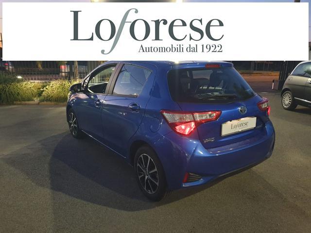 TOYOTA Yaris 1.5 Hybrid 5 porte Business